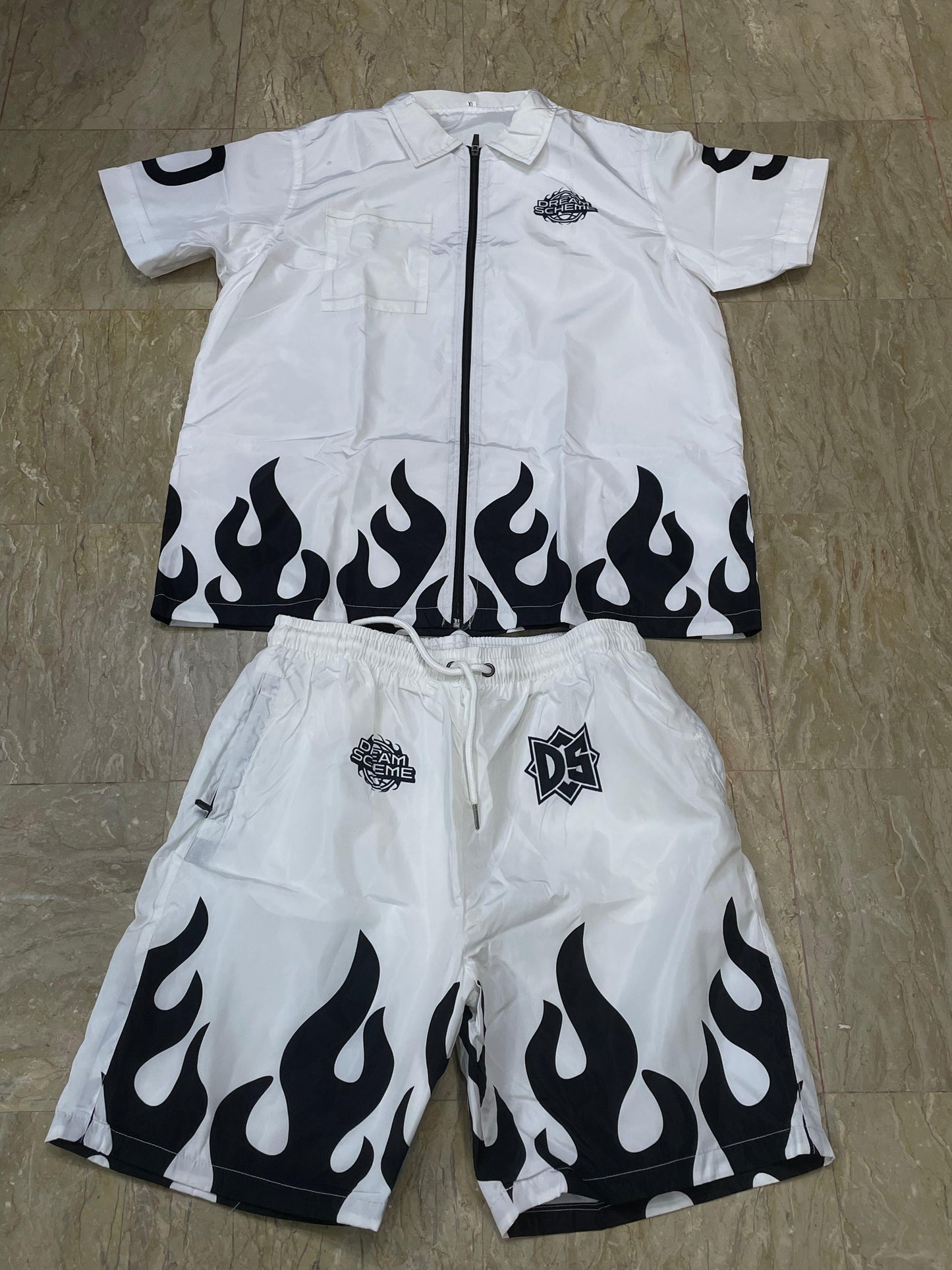 WHITE INTERSTATE FLAME SET