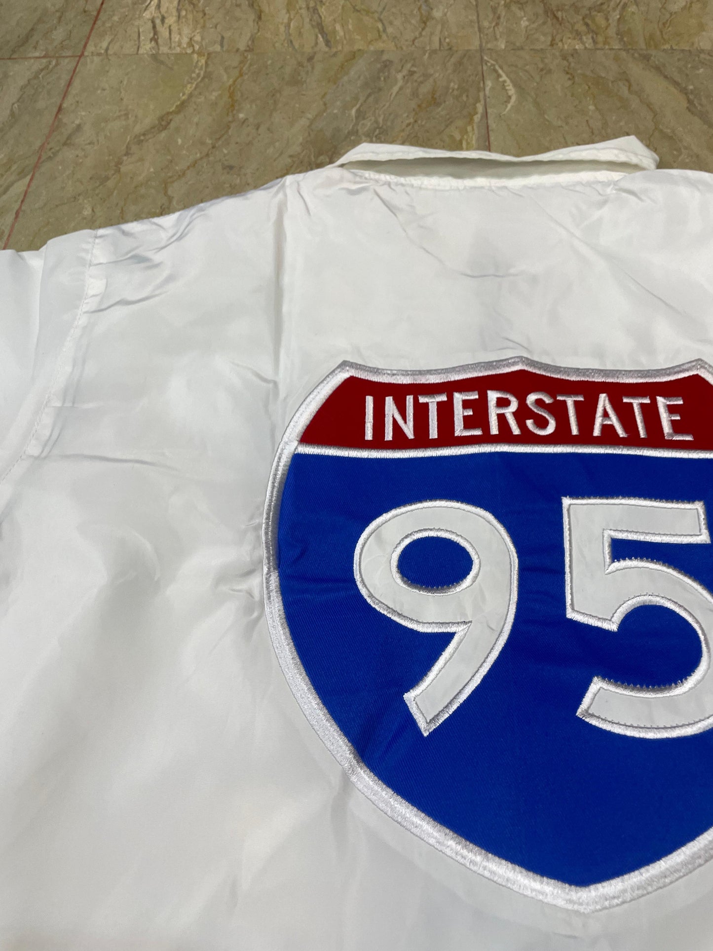 WHITE INTERSTATE FLAME SET